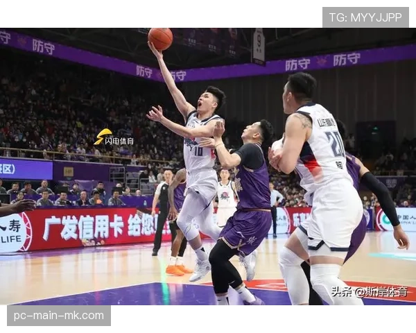 【2026年4月CBA联赛·赛中·战报辽宁本钢大比分击败山东高速,提前一轮锁定常规赛冠军